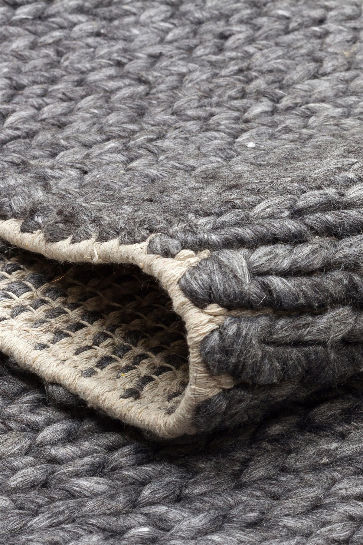 JADE BASKETWEAVE ANTRASIT Naturel Kazak Örgü Desenli El Dokuma Örgü Halı