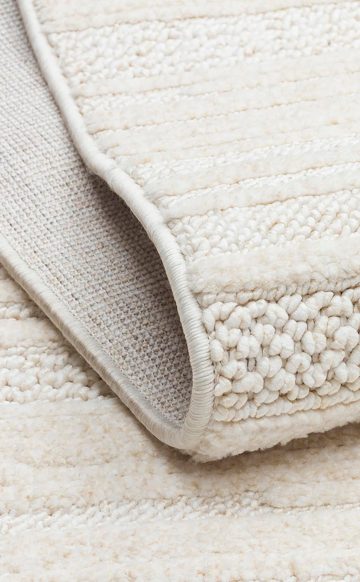 JOY JOY 01 WHITE Hav Toz Vermeyen Yumuşak dokulu Modern Makine Halısı