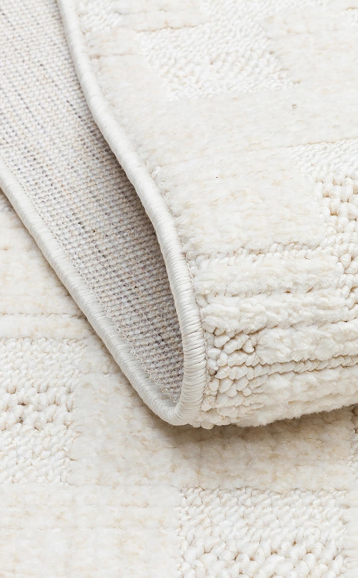 JOY JOY 02 WHITE Hav Toz Vermeyen Yumuşak dokulu Modern Makine Halısı