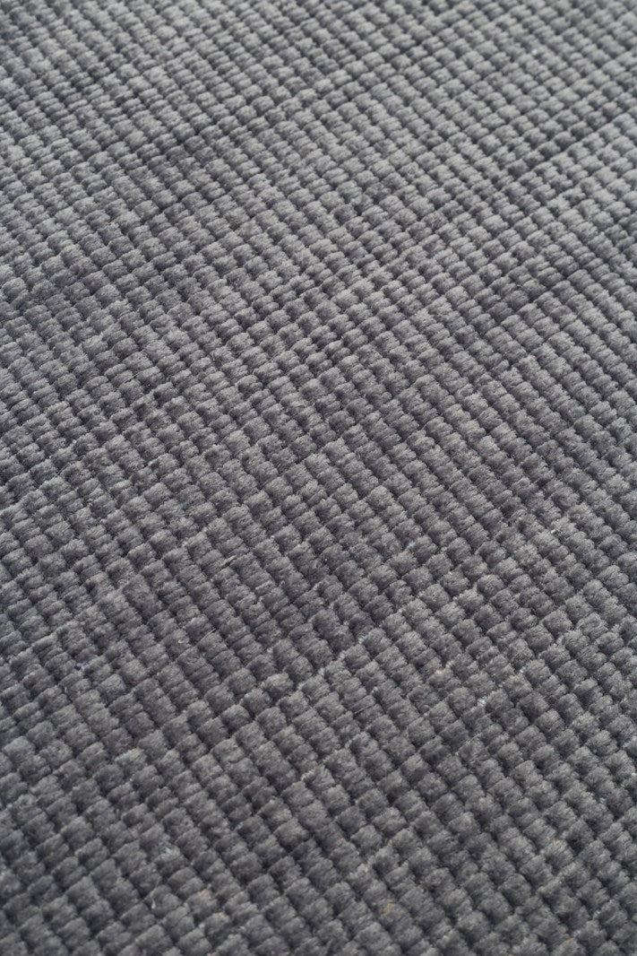 LIZA KILIM LIZ 01 ANTRASIT Q Hav Toz Vermez Kaymaz Tabanlı Yıkanabilir Düz Renk Kilim