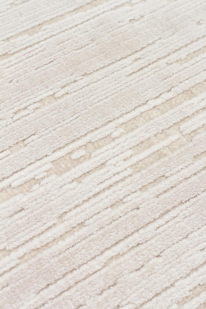 SIERRA SR 01 BEIGE WHITE Yüksek Alçak Oyma Dokuya Sahip Sık Dokuma Modern Salon Halısı