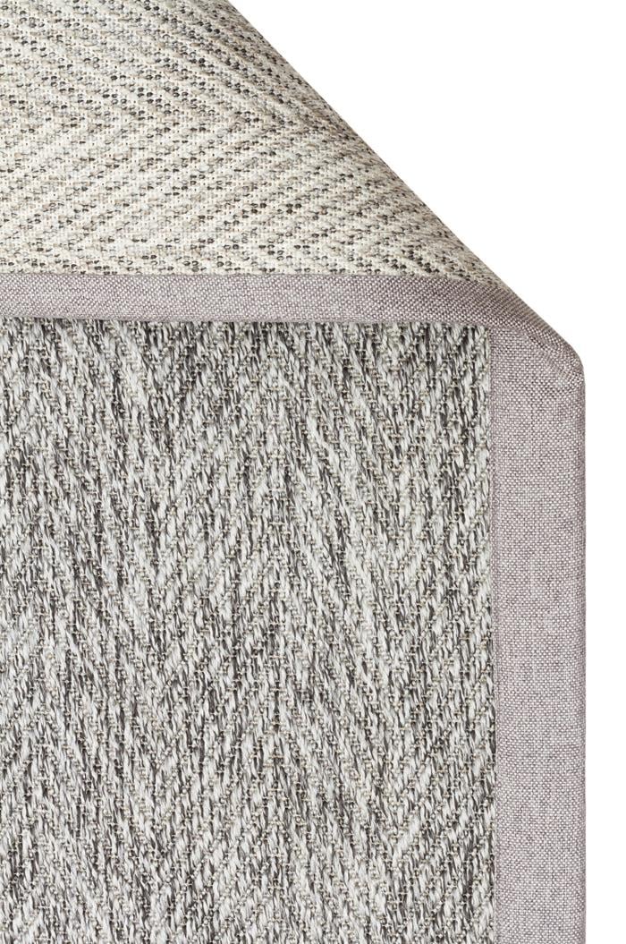 VENTURA SISAL VNT 2704 GREY BRD GREY İç ve Dış Mekan Kullanımına Uygun Hav Vermeyen Kolay Temizlenebilir Sisal Görünümlü Halı