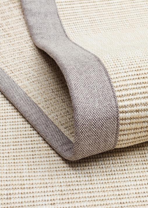 VENTURA SISAL VNT 2706 CREAM BRD GREY İç ve Dış Mekan Kullanımına Uygun Hav Vermeyen Kolay Temizlenebilir Sisal Görünümlü Halı
