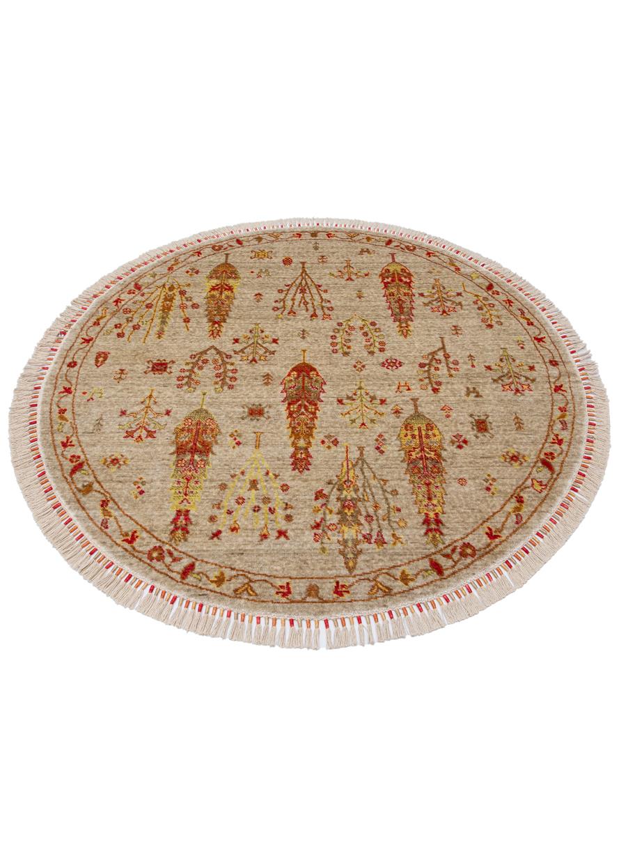 ZARA ZR 08 BEIGE AUTUMN Q Otantik Desenli Özel Hav Vermeyen ve Kolay Temizlenebilir Bambu Viskonu Kullanılarak El Emeği ile Özel Tezgahlarda Üretilen Modern Uşak Halısı