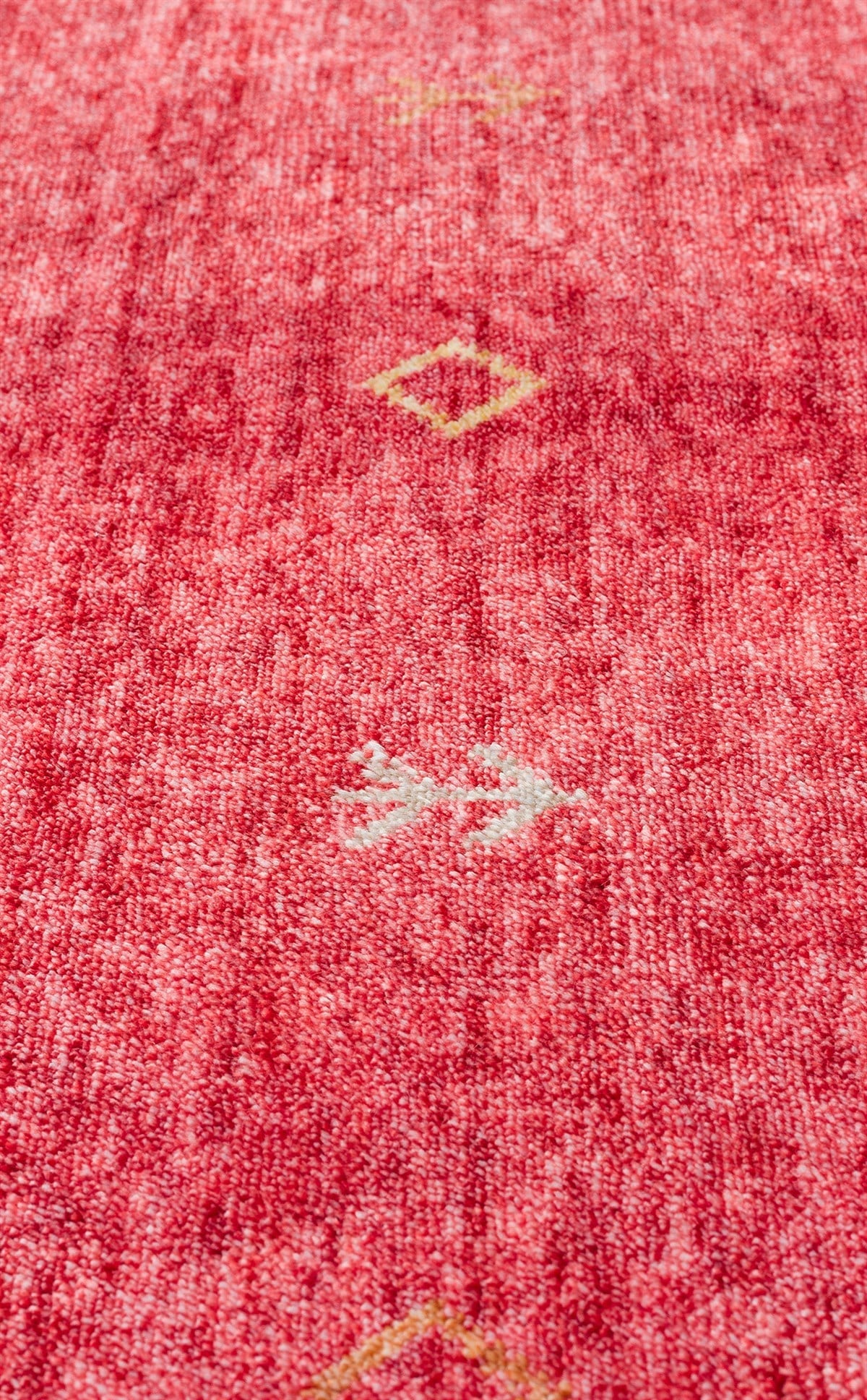 ZARA ZR 11 RED AUTUMN Otantik Desenli Özel Hav Vermeyen ve Kolay Temizlenebilir Tensel Kullanılarak El Emeği ile Özel Tezgahlarda Üretilen Modern Uşak Halısı