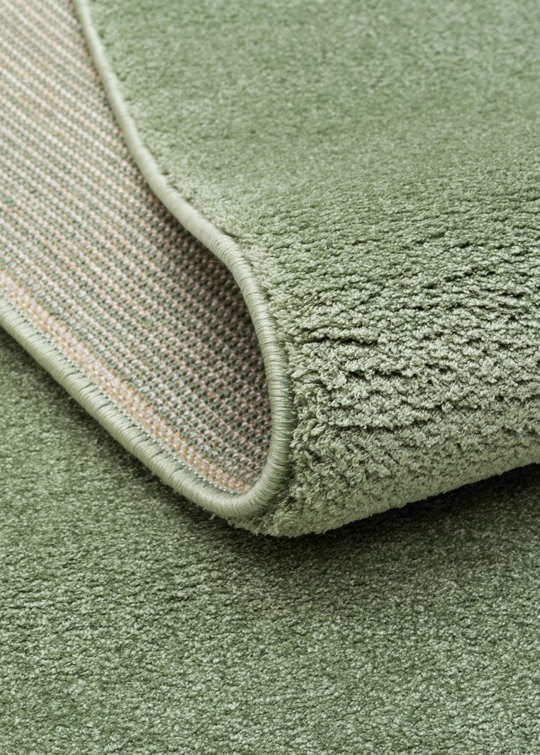 ZEN AMORF 04 GREEN Hav Toz Vermez Yumuşak Tuşeli Zarif Makine Halısı