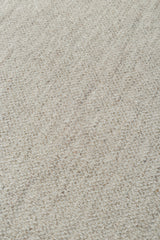 SAPPHIRE SPH 01 GREY  Özel İpler ile Üretilen Doğal Işıltıya Sahip Yumuşak Tuşeli Hav Vermez Makine Halısı