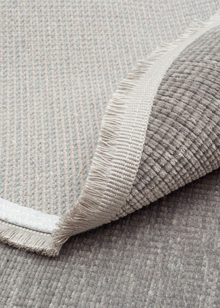 LIZA KILIM LIZ 01 GREY Q  Hav Toz Vermez Kaymaz Tabanlı Yıkanabilir Düz Renk Kilim
