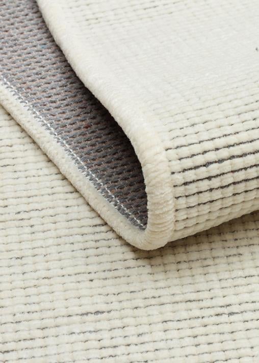 LIZA KILIM LIZ 01 WHITE  Hav Toz Vermez Kaymaz Tabanlı Yıkanabilir Düz Renk Kilim