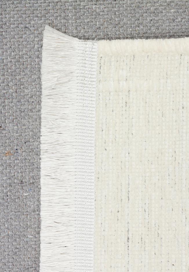 LIZA KILIM LIZ 02 WHITE  Hav Toz Vermez Kaymaz Tabanlı Yıkanabilir Düz Renk Kilim