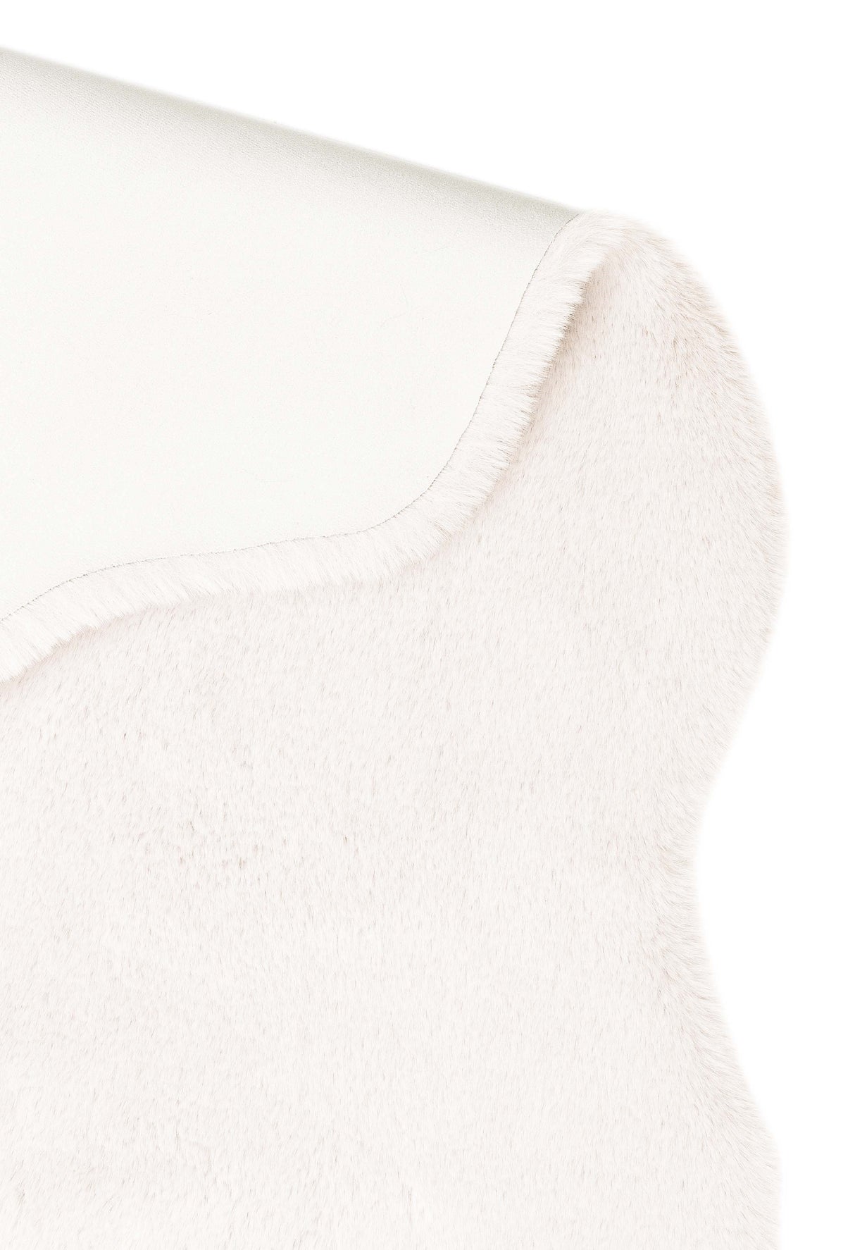 MOLLIS PLAIN MLS PLAIN QUARD L.BEIGE  Yumuşak Tuşeli Yıkanabilir Kaymaz Tabanlı Suni Kürk