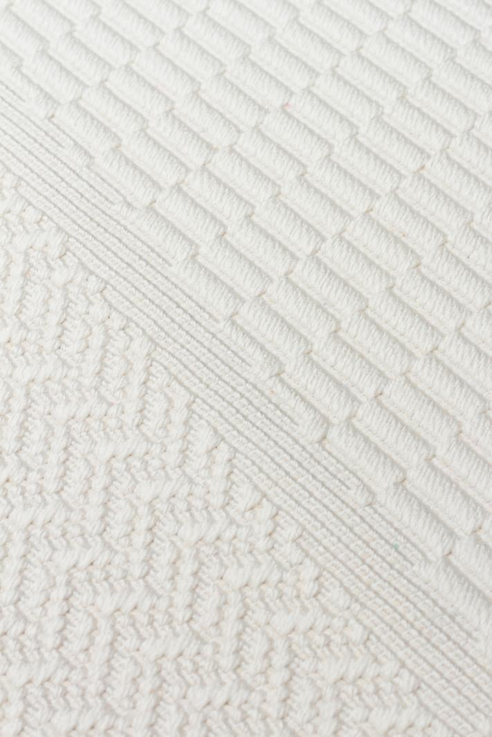 MONO LUX MNO LUX 01 WHITE  Kaymaz Tabanlı Modern Desenlere Sahip İnce Halı