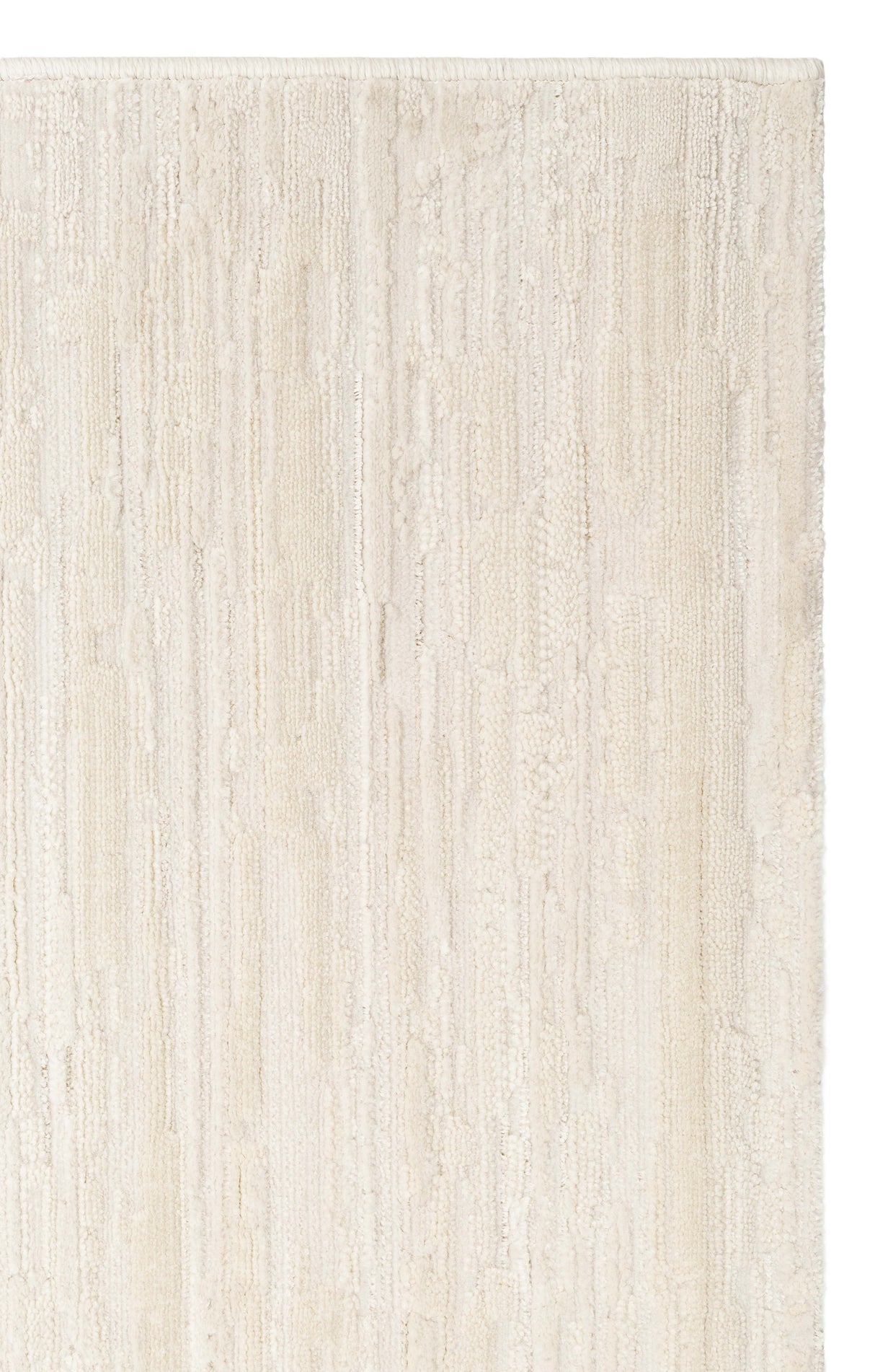 RIVERA RVR 01 WHITE  Modern ve Klasik Desenli Yüksek Alçak Çift Boyutlu Dokumaya Sahip Yumuşak Tuşeli Makine Halısı