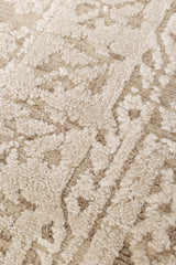 RIVERA RVR 02 BEIGE  Modern ve Klasik Desenli Yüksek Alçak Çift Boyutlu Dokumaya Sahip Yumuşak Tuşeli Makine Halısı