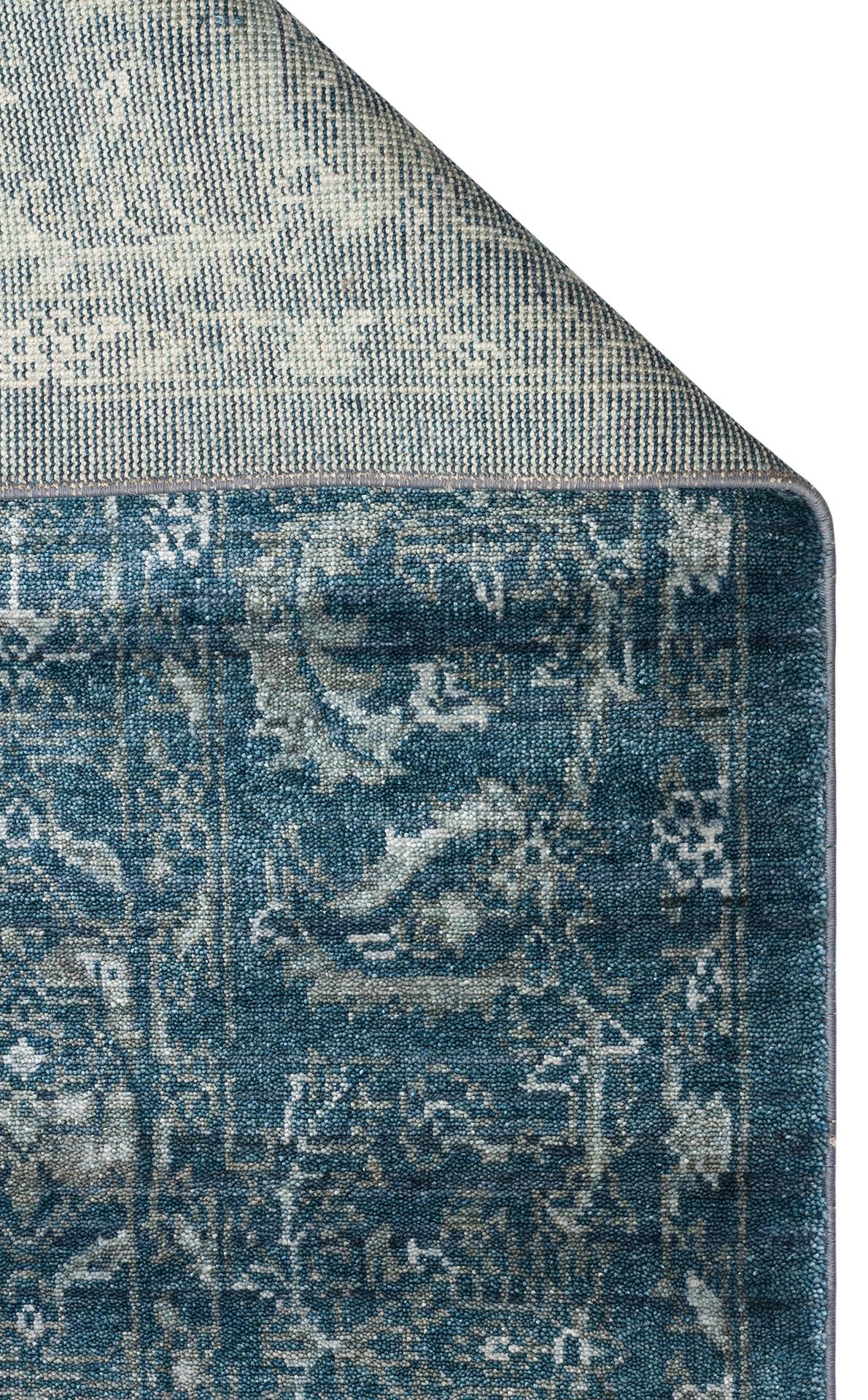 TAFTAN TF 02 NAVY  Pakistan Overdyed Tarzı Özel Hav Vermeyen ve El Emeği ile Özel Tezgahlarda Üretilen Uşak Halısı