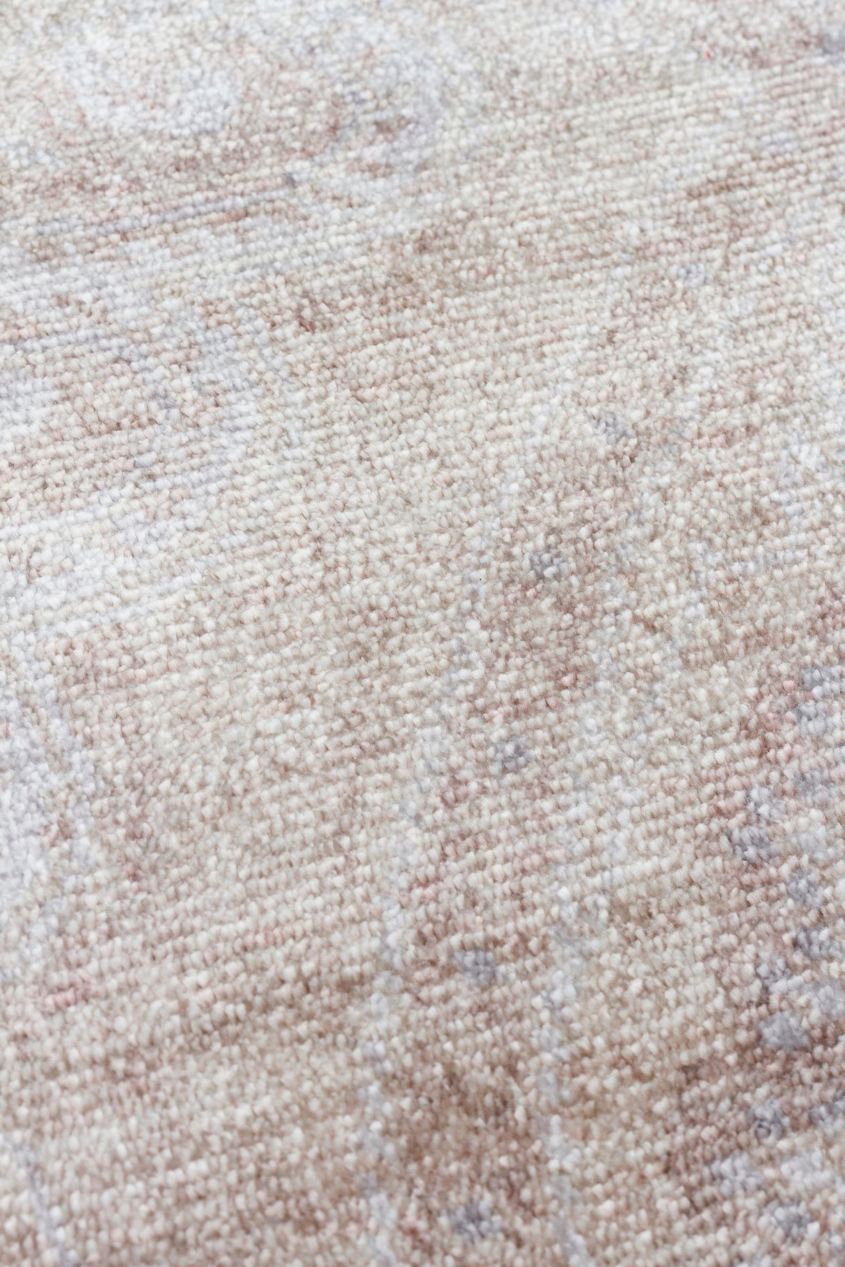 TAFTAN TF 03 BEIGE  Pakistan Overdyed Tarzı Özel Hav Vermeyen ve El Emeği ile Özel Tezgahlarda Üretilen Uşak Halısı