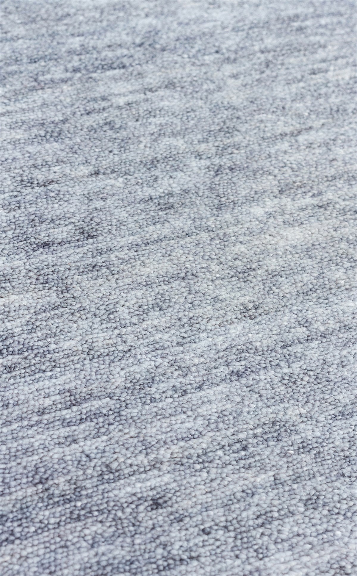 TAFTAN TF PLAIN L.GREY  Pakistan Overdyed Tarzı Özel Hav Vermeyen ve El Emeği ile Özel Tezgahlarda Üretilen Uşak Halısı