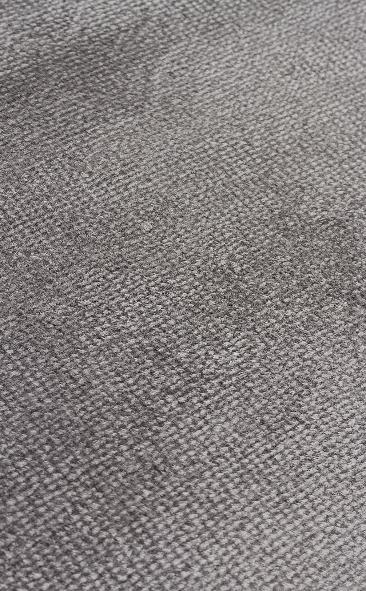 VELVET VT PLAIN D.GREY  Düz Renk El Emeği ile Özel Tezgahlarda Üretilen Viskon Uşak Halısı
