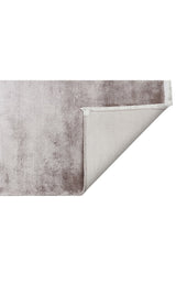 VELVET VT PLAIN GREY  Düz Renk El Emeği ile Özel Tezgahlarda Üretilen Viskon Uşak Halısı