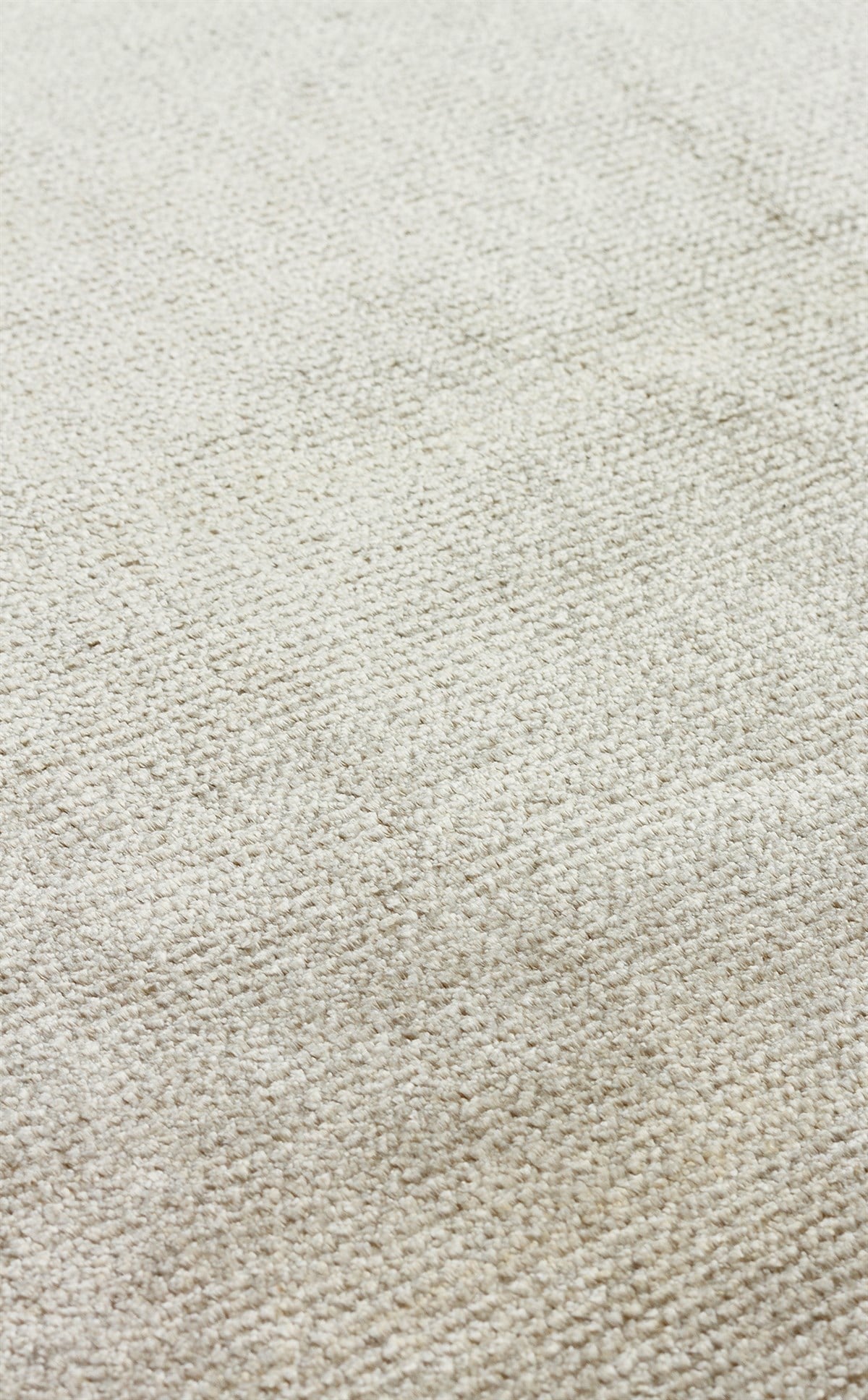 VELVET VT PLAIN LATTE  Düz Renk El Emeği ile Özel Tezgahlarda Üretilen Viskon Uşak Halısı