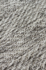 VENTURA SISAL VNT 2704 GREY BRD BLACK  İç ve Dış Mekan Kullanımına Uygun Hav Vermeyen Kolay Temizlenebilir Sisal Görünümlü Halı