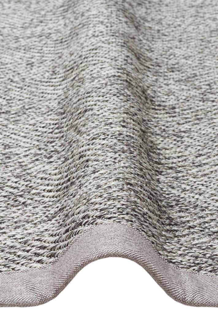 VENTURA SISAL VNT 2704 GREY BRD GREY  İç ve Dış Mekan Kullanımına Uygun Hav Vermeyen Kolay Temizlenebilir Sisal Görünümlü Halı
