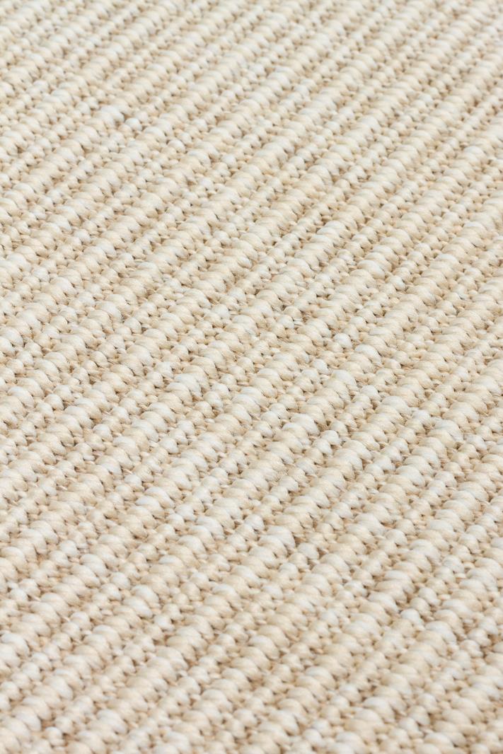 VENTURA SISAL VNT 2706 CREAM BRD BLACK  İç ve Dış Mekan Kullanımına Uygun Hav Vermeyen Kolay Temizlenebilir Sisal Görünümlü Halı