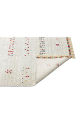 ZARA ZR 06 BEIGE  Otantik Desenli Özel Hav Vermeyen ve Kolay Temizlenebilir Tensel Kullanılarak El Emeği ile Özel Tezgahlarda Üretilen Modern Uşak Halısı
