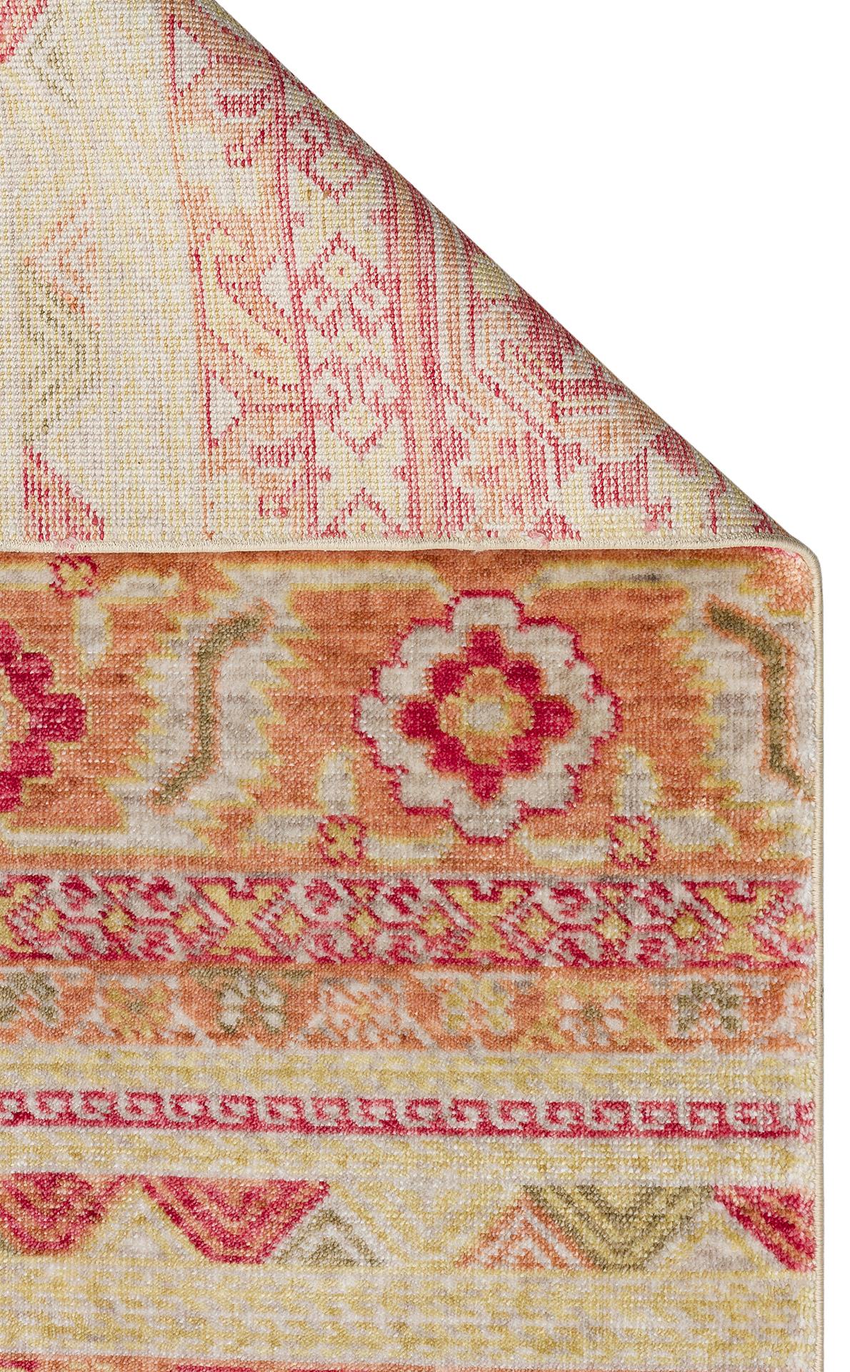 ZARA ZR 17 RED AUTUMN  Otantik Desenli Özel Hav Vermeyen ve Kolay Temizlenebilir Tensel Kullanılarak El Emeği ile Özel Tezgahlarda Üretilen Modern Uşak Halısı